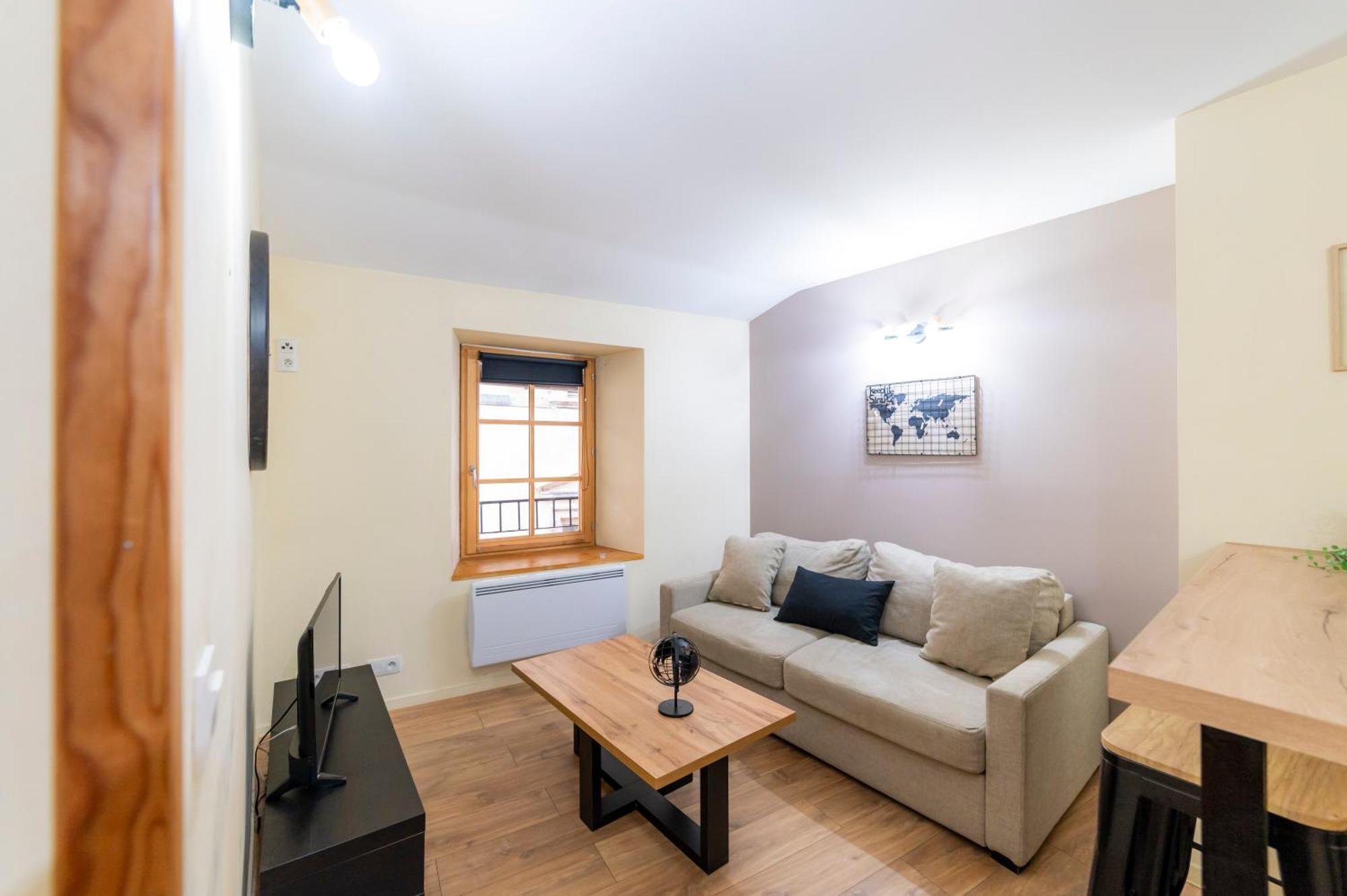 Apartamento T2 Au Coeur Du Centre Historique De Briancon #5 Exterior foto